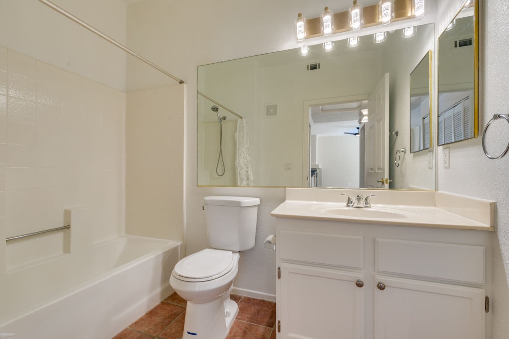 Henderson House: 2251 Wigwam Pkwy #1016