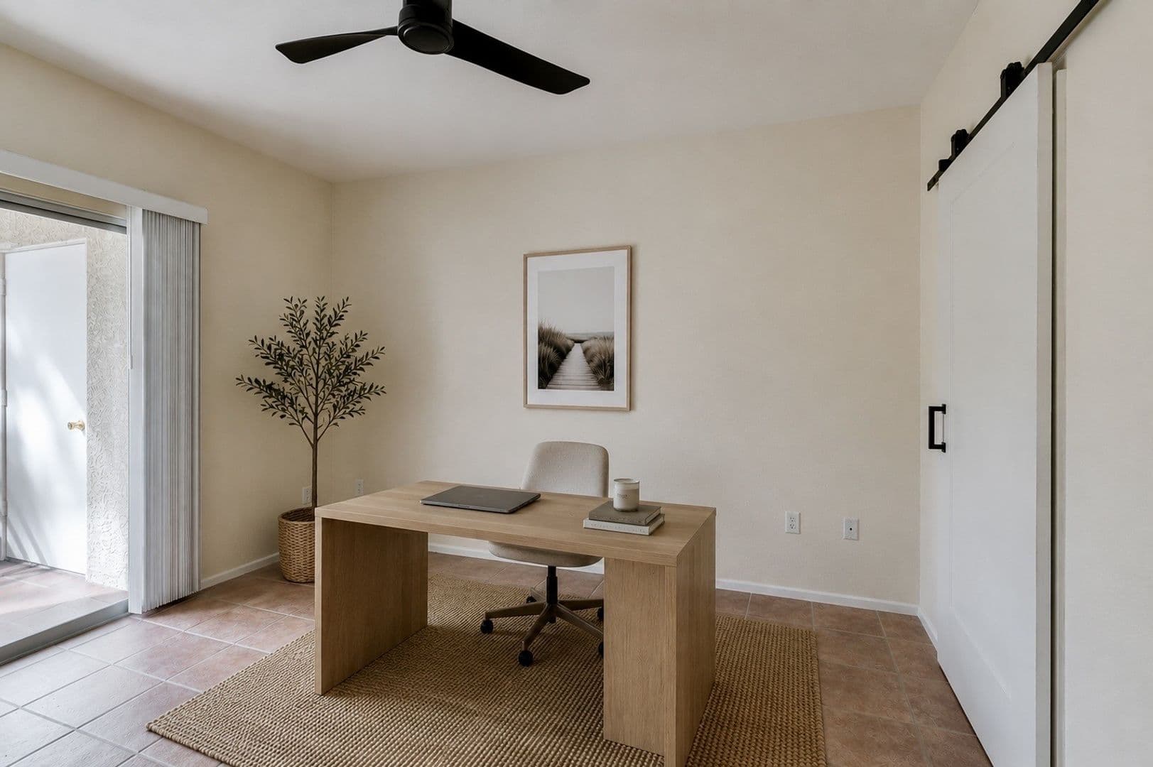 Henderson House: 2251 Wigwam Pkwy #1016