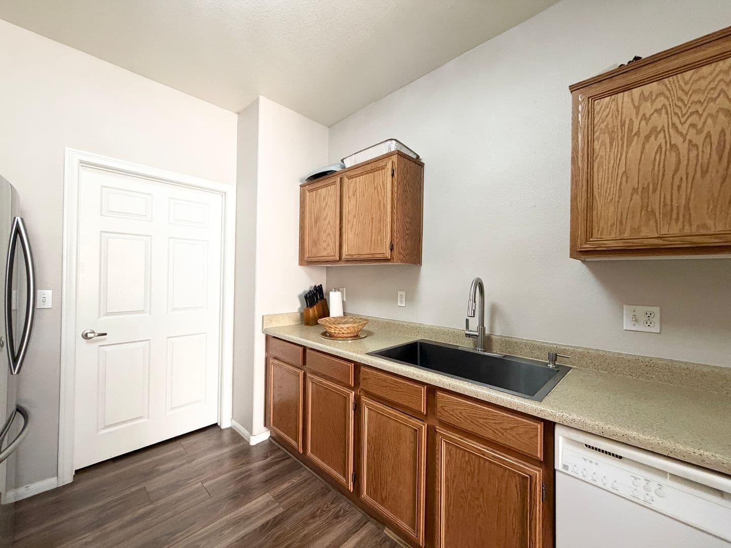 Henderson Townhome: 62 Blue Beak Way
