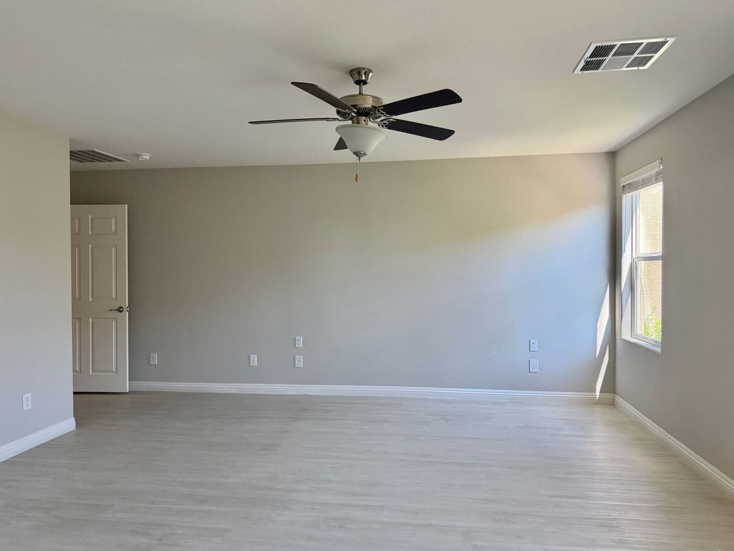 Las Vegas House: 2656 Duneville Street