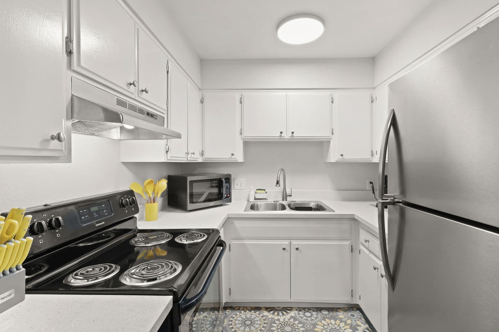 Las Vegas House: 615 S 10th St Unit B