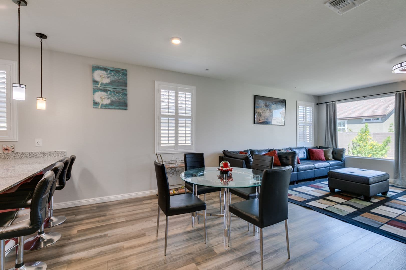Henderson House: 3496 Calentina Ave