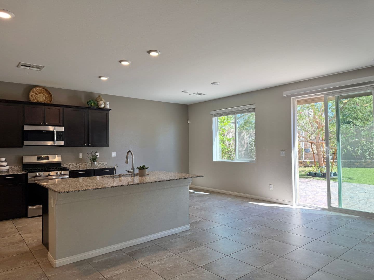Las Vegas House: 2656 Duneville Street
