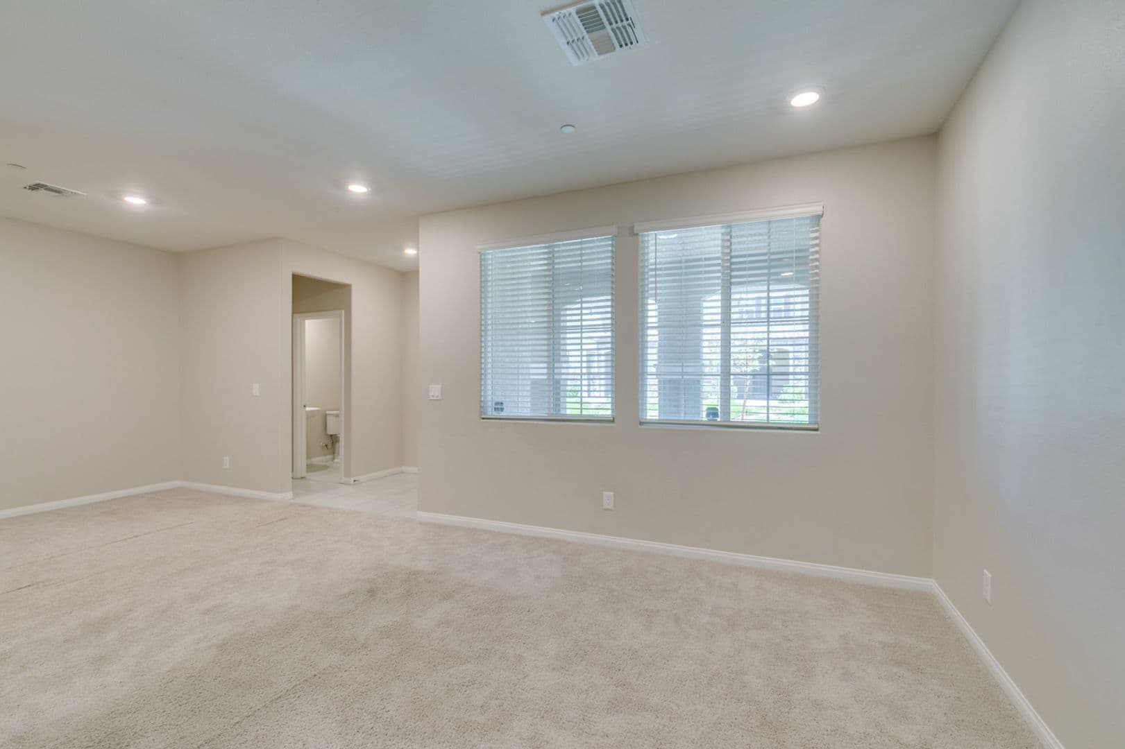 Henderson House: 2604 Ercolano St