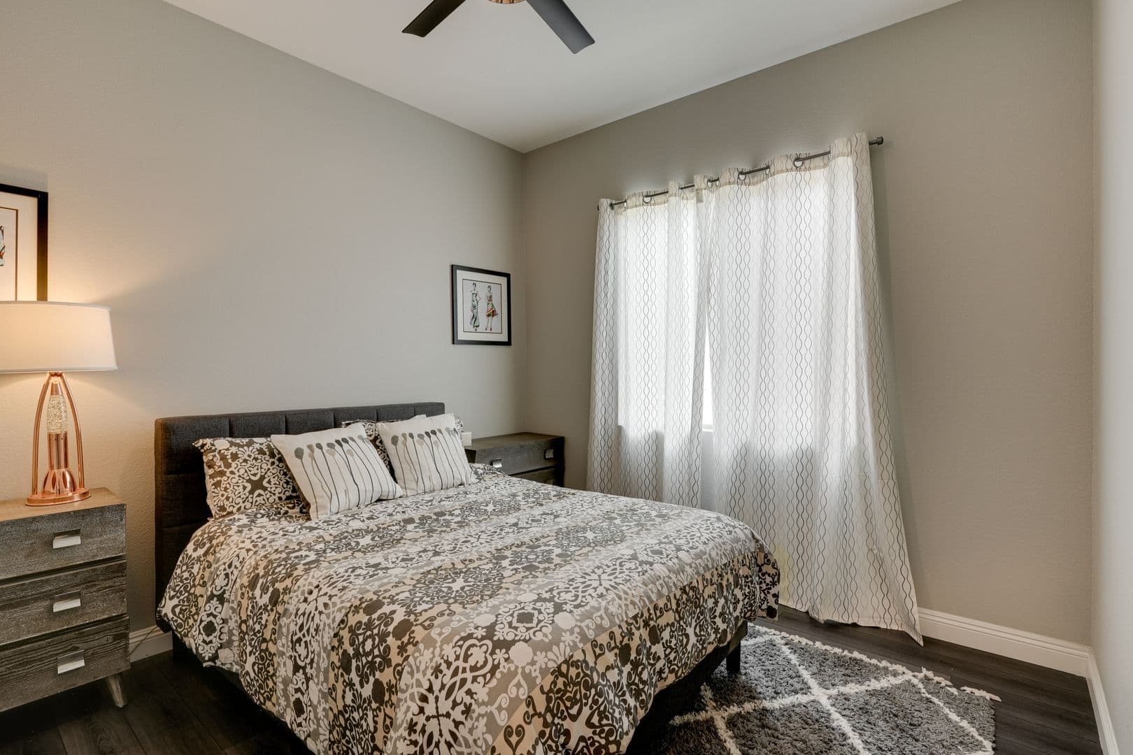 Las Vegas House: 165 Springbough Ln