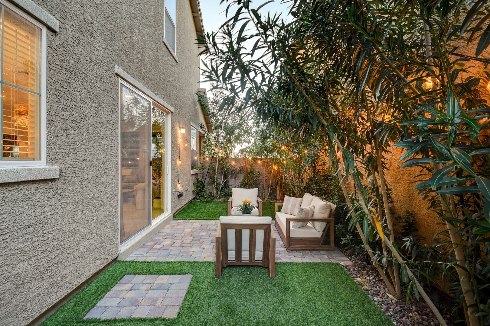 Henderson House: 3568 Anastagio Lane