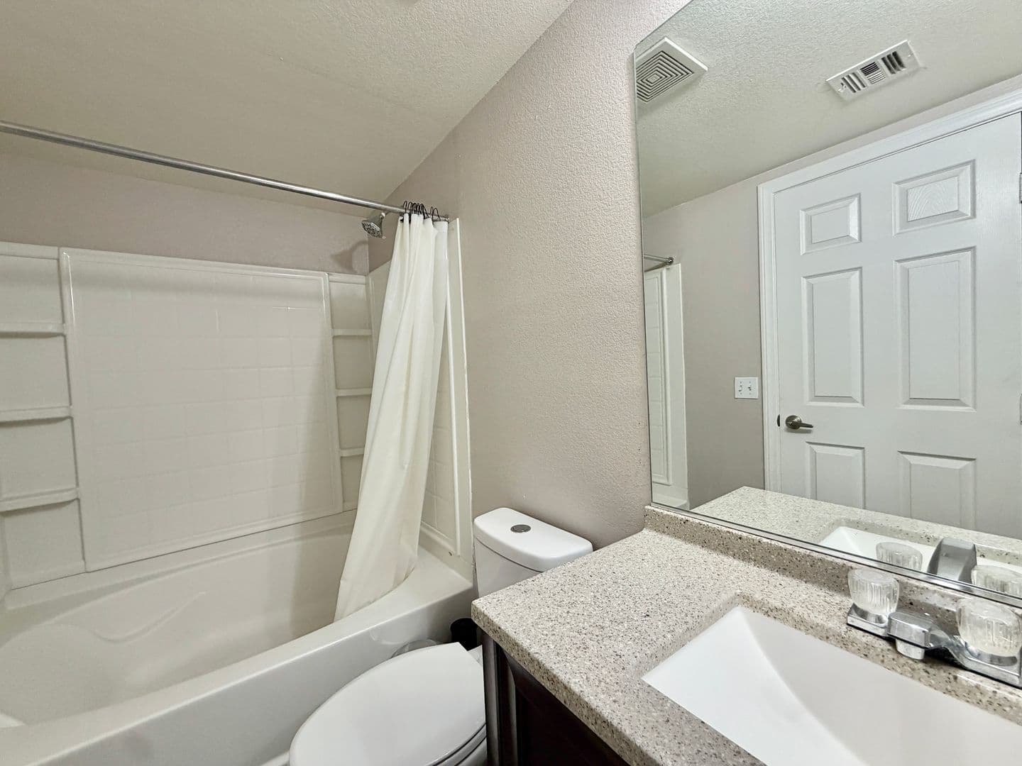 Henderson Townhome: 62 Blue Beak Way