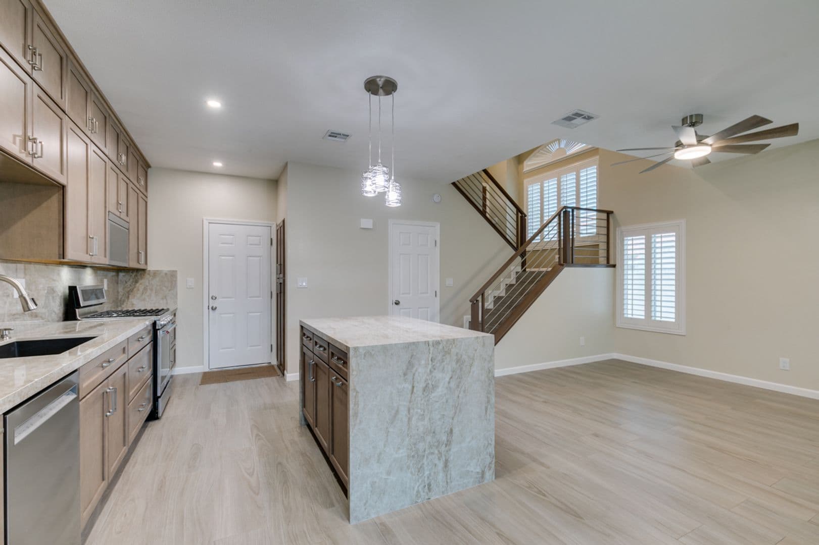 Henderson House: 540 Sutters Mill Rd