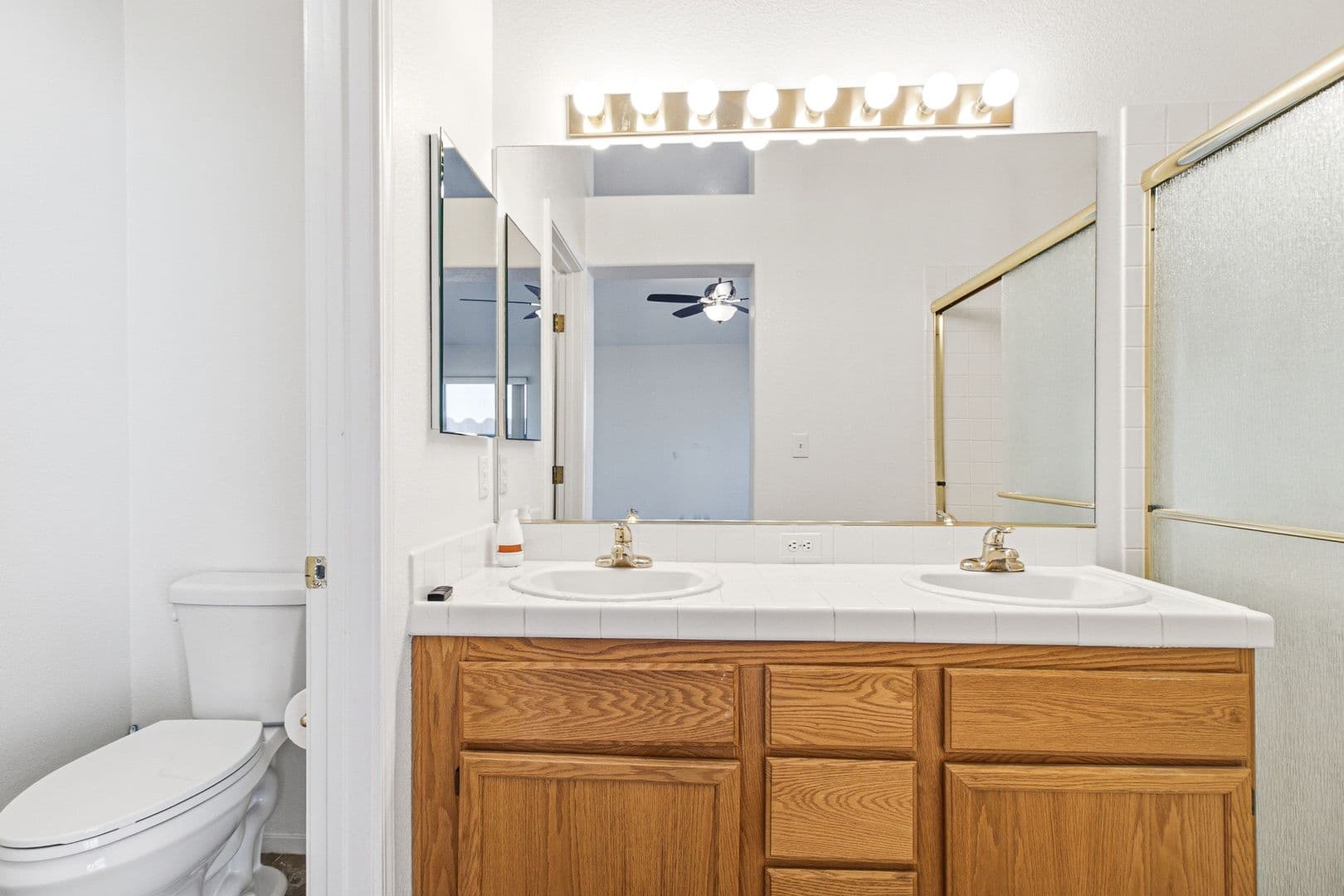 Las Vegas House: 3305 N Ariba St