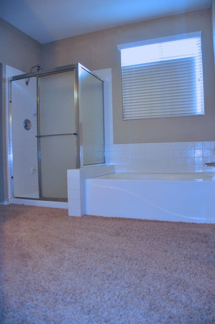 Henderson House: 1275 Dove Tree Court