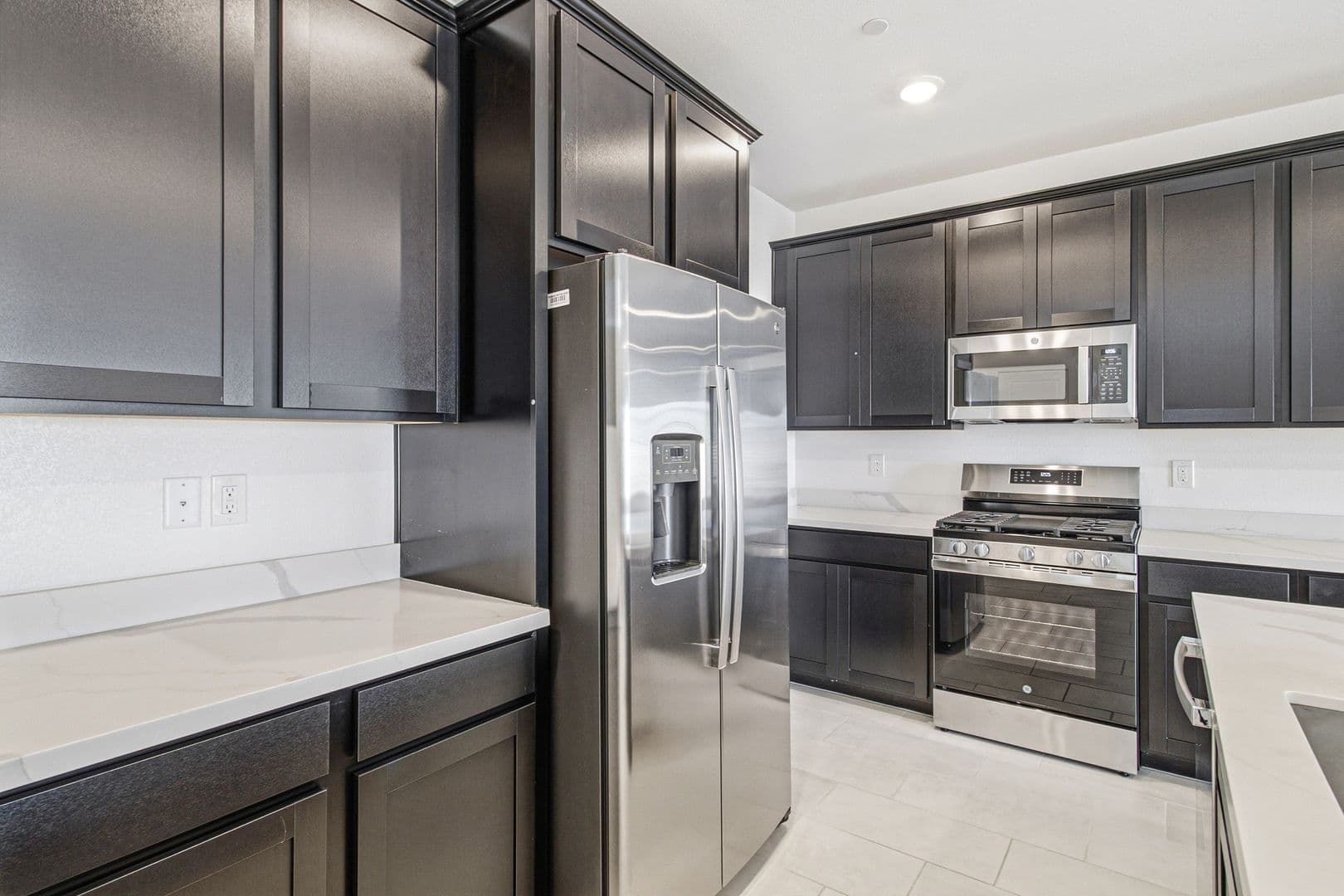 Henderson House: 320 Isla Enclave Way