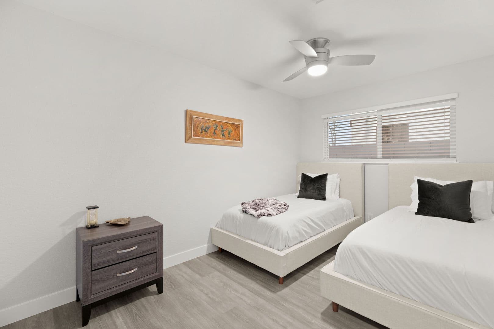 Las Vegas House: 615 S 10th St Unit B