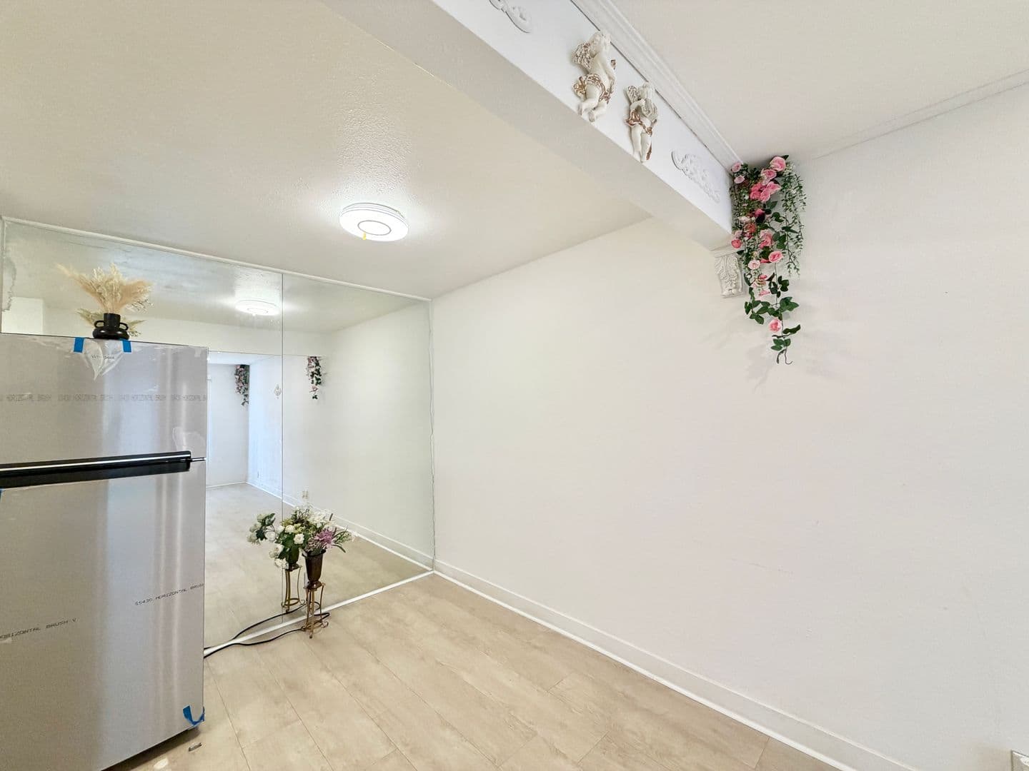 Las Vegas Condo: 575 S. Royal Crest Circle