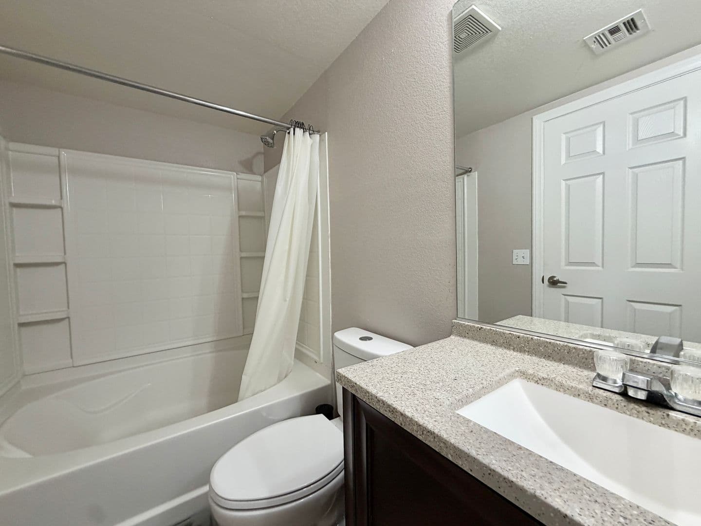 Henderson Townhome: 62 Blue Beak Way