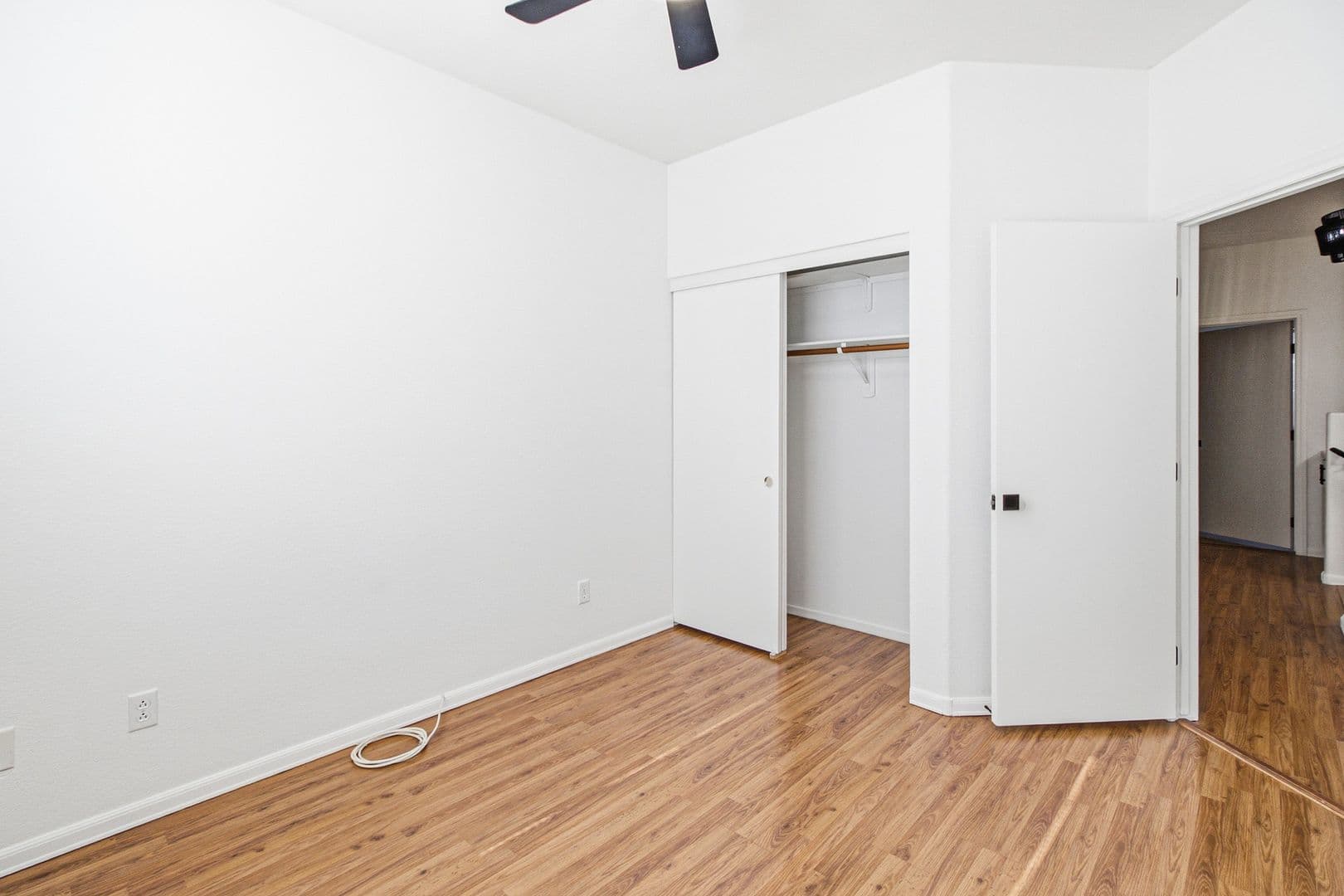 Henderson House: 2760 Saigon Dr