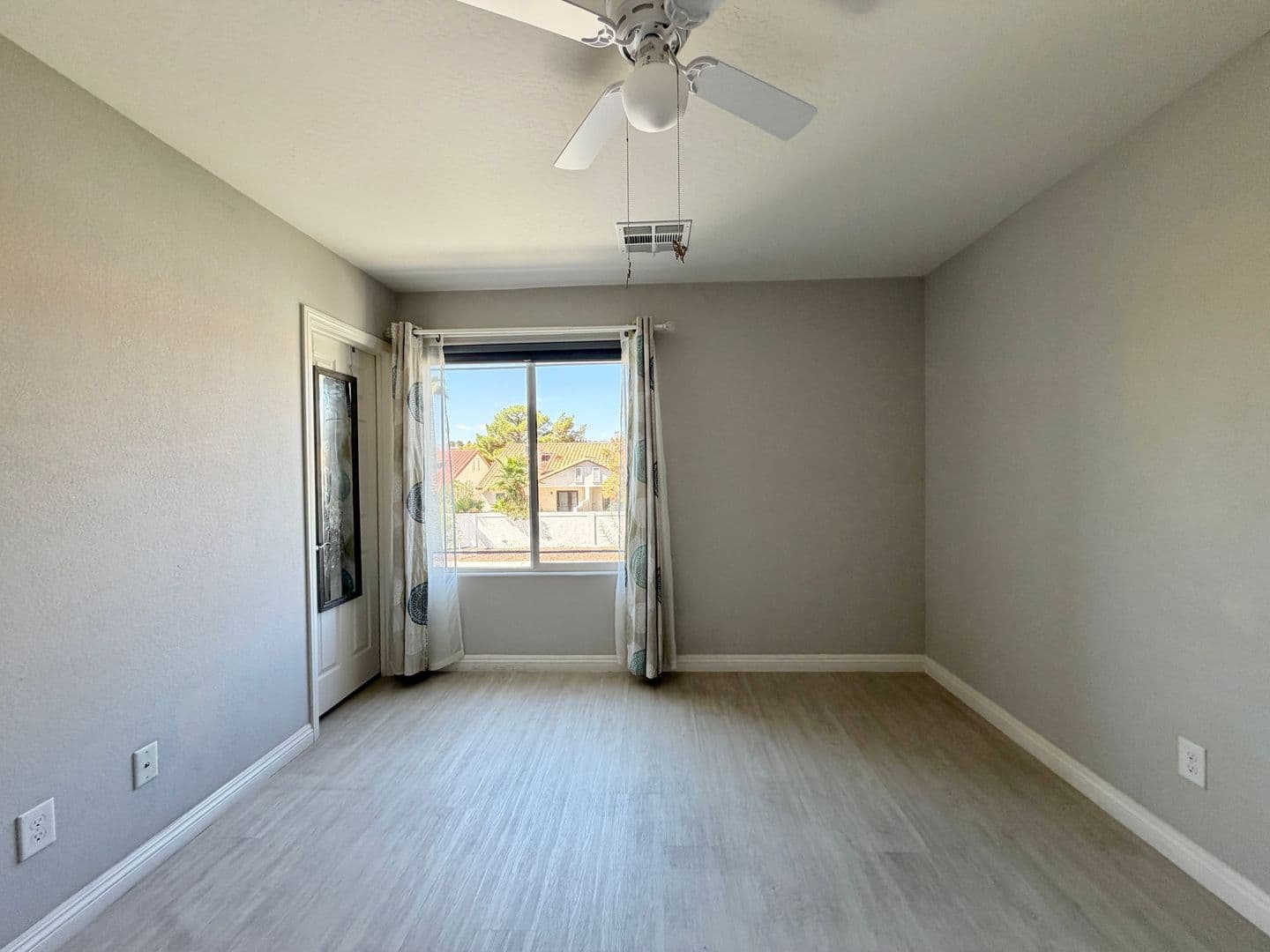 Las Vegas House: 2656 Duneville Street