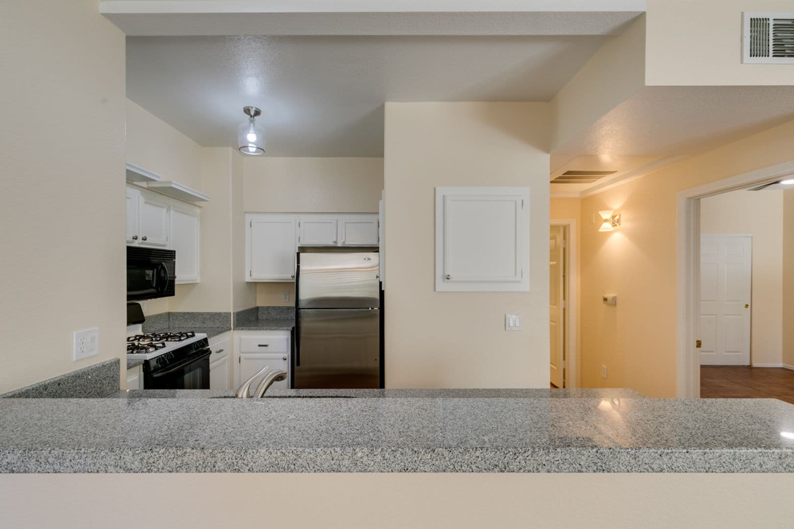 Henderson House: 2251 Wigwam Pkwy #1016