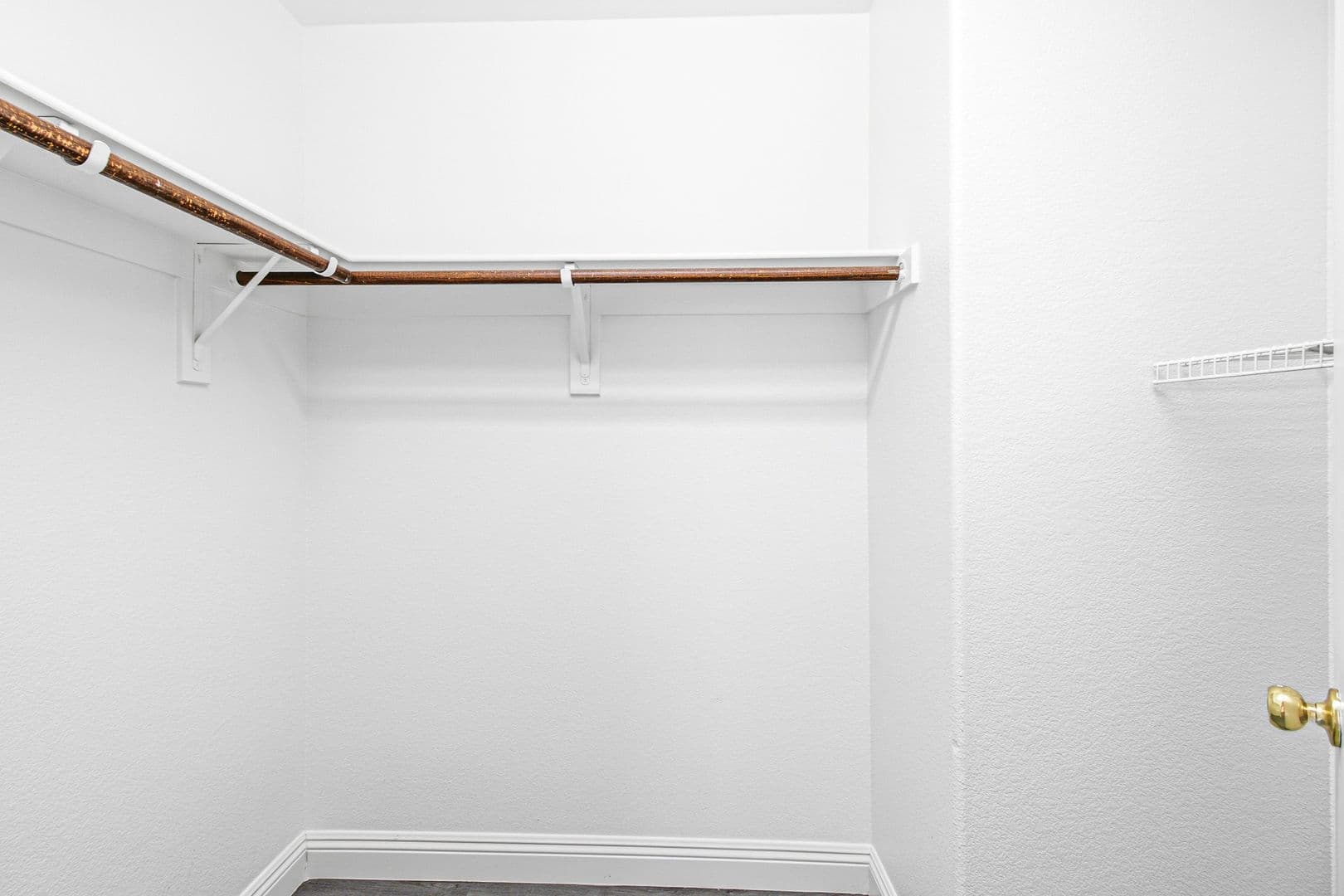 Henderson House: 183 White Butte