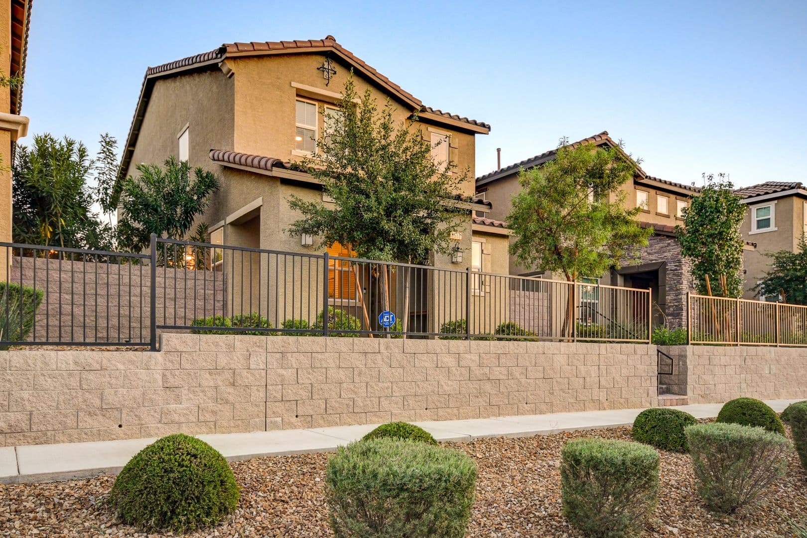 Henderson House: 3568 Anastagio Lane