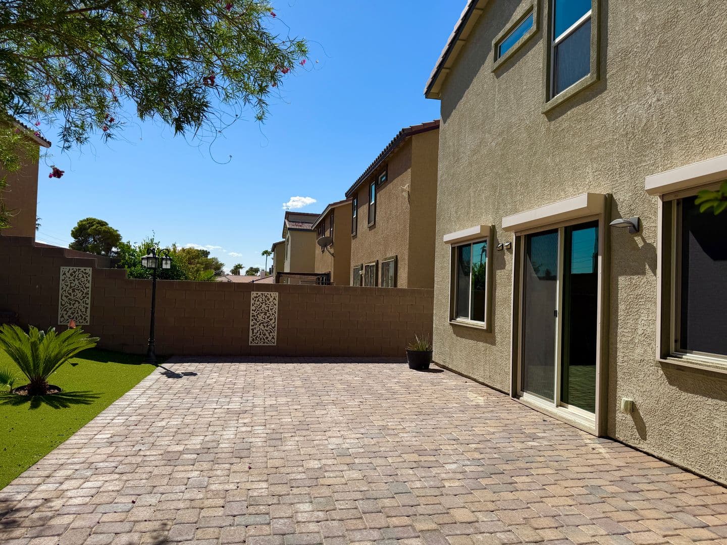 Las Vegas House: 2656 Duneville Street