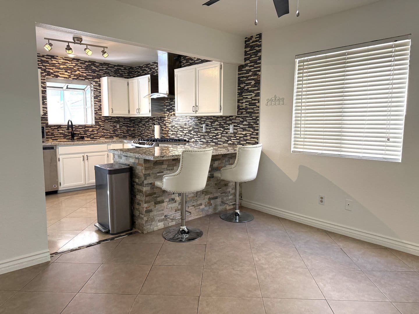 Las Vegas House: 433 Jubilation Drive