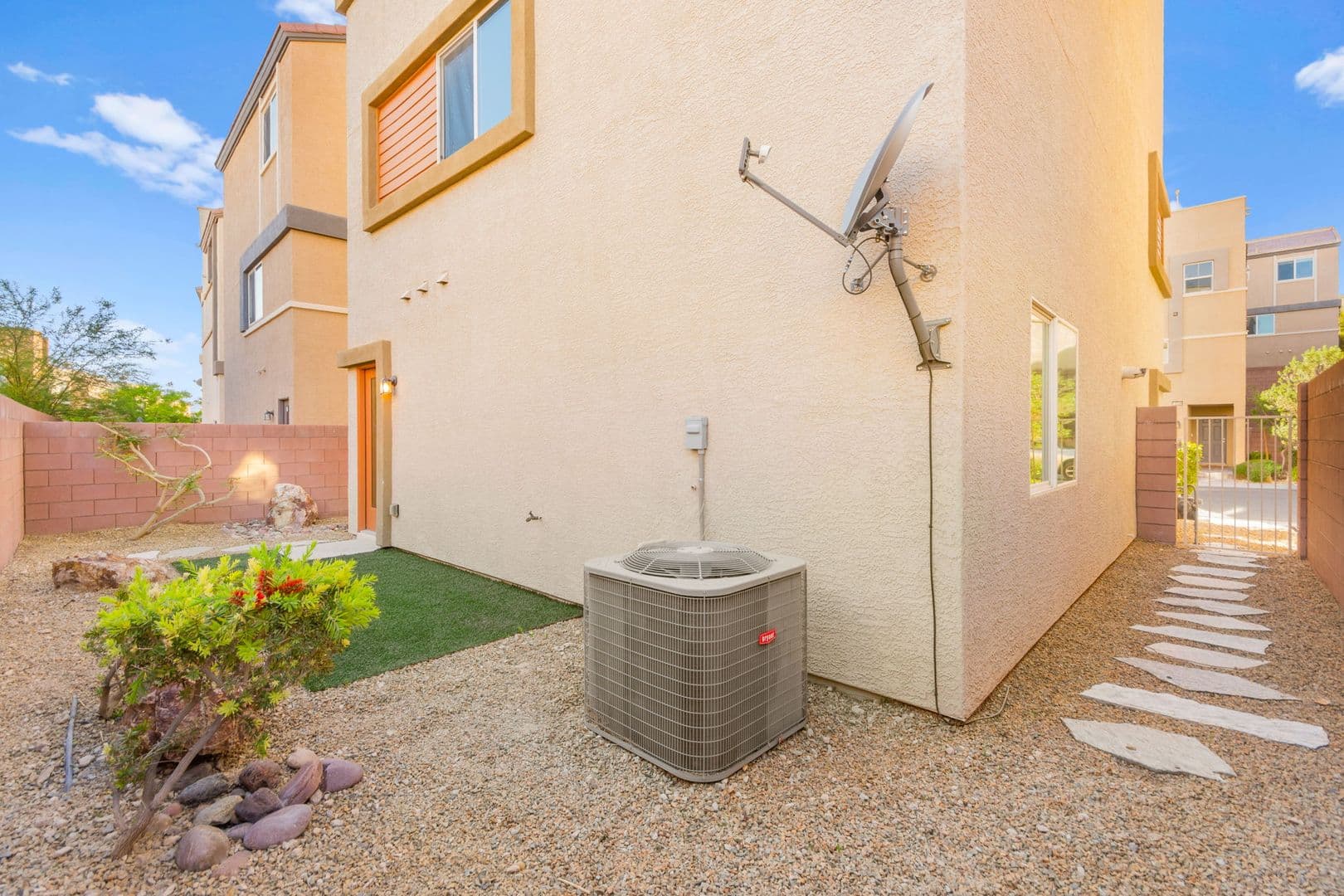 Las Vegas House: 10525 Shiny Skies Dr