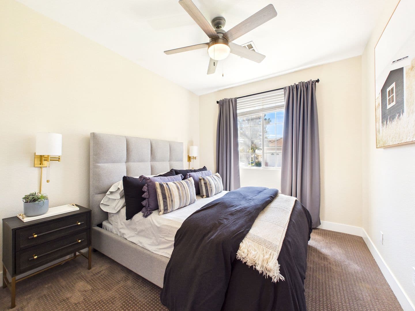 Las vegas House: 10312 Pinto Creek Ln