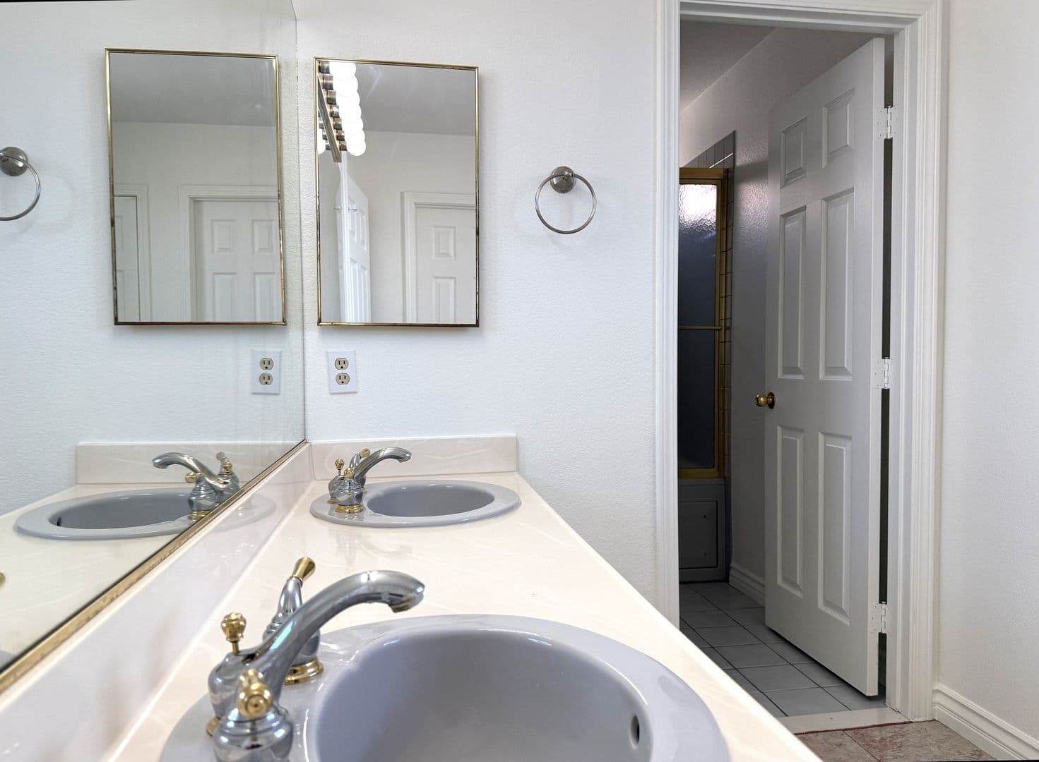 Las Vegas House: 433 Jubilation Drive