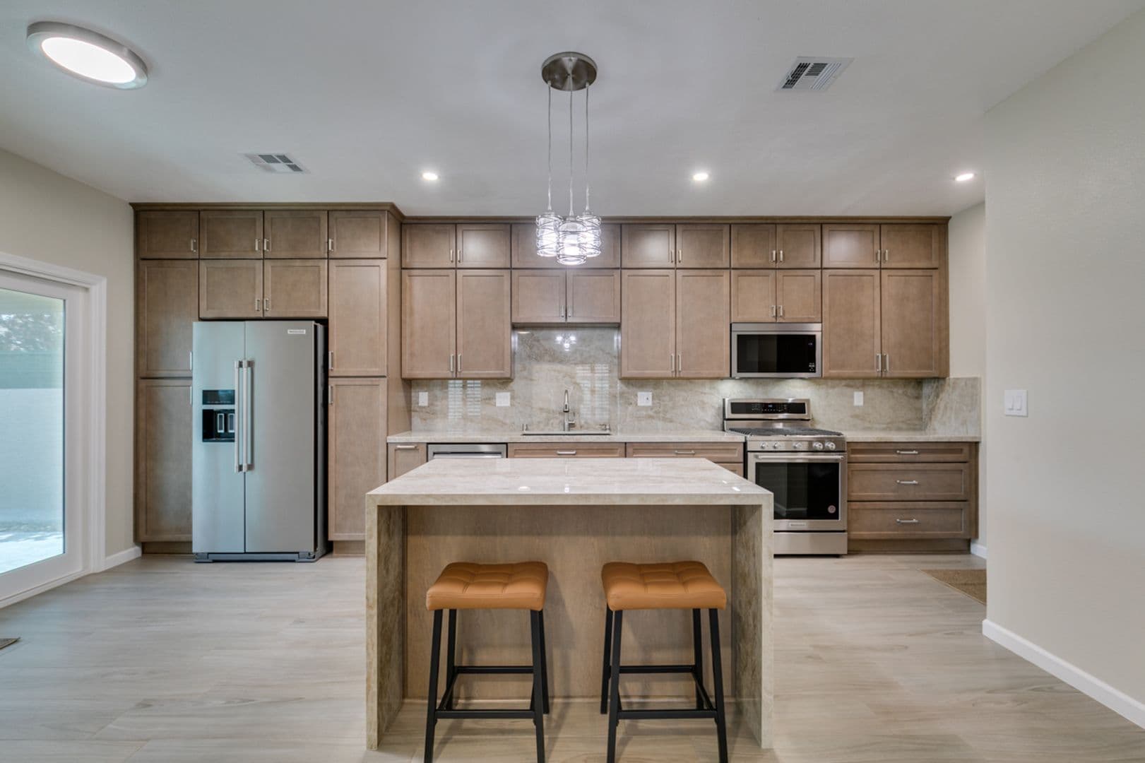 Henderson House: 540 Sutters Mill Rd