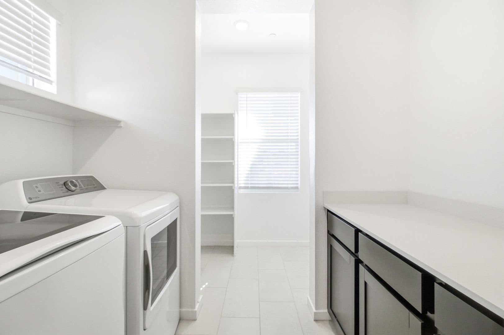 Henderson House: 320 Isla Enclave Way
