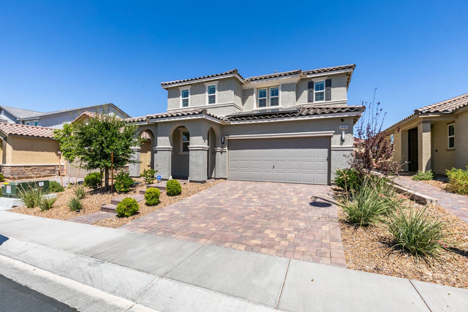 Henderson House: 3496 Calentina Ave