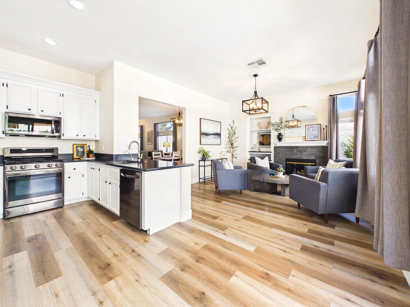 Las vegas House: 10312 Pinto Creek Ln