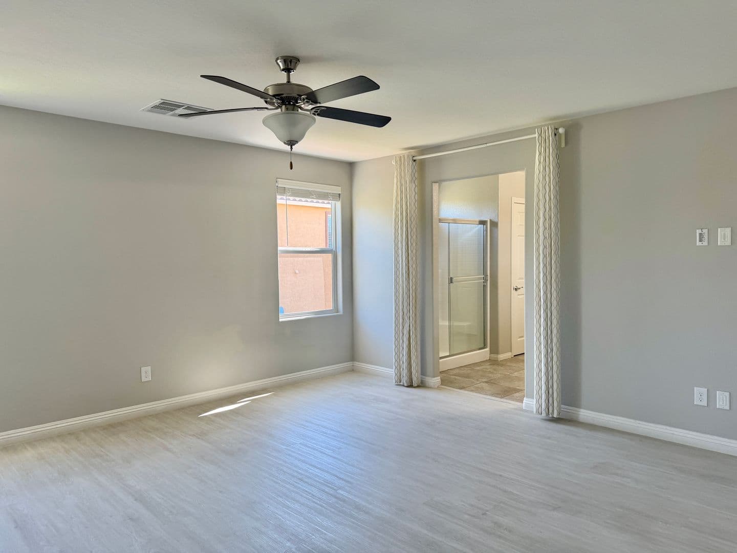 Las Vegas House: 2656 Duneville Street