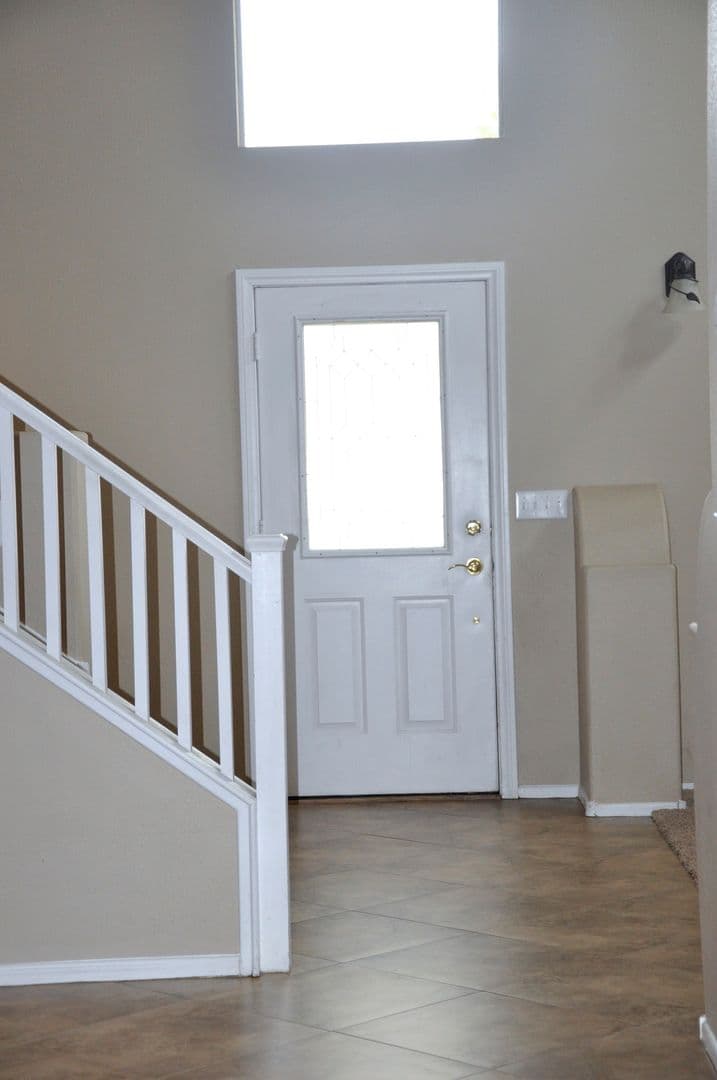 Henderson House: 1275 Dove Tree Court