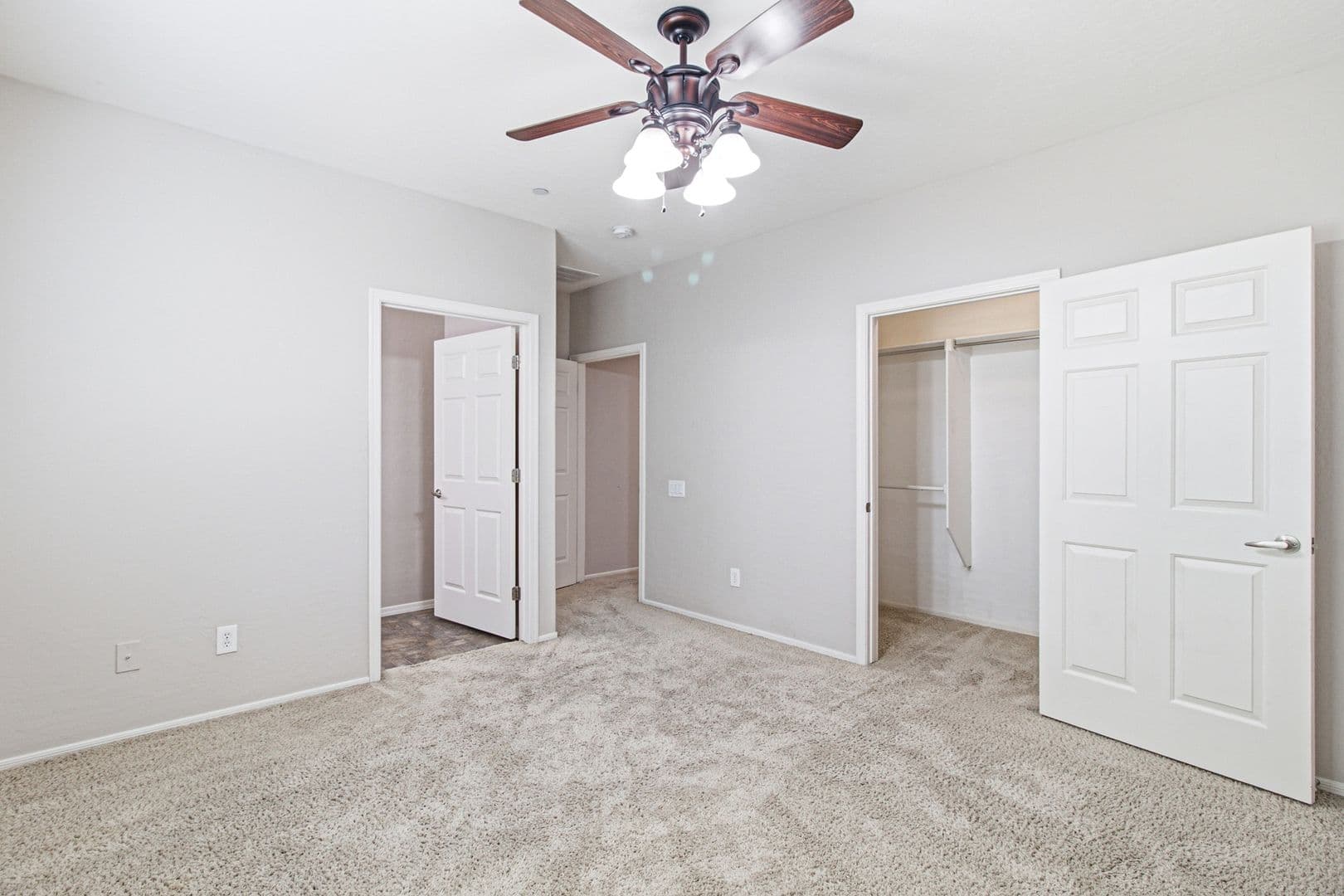 Las Vegas House: 6868 Sky Pointe Dr