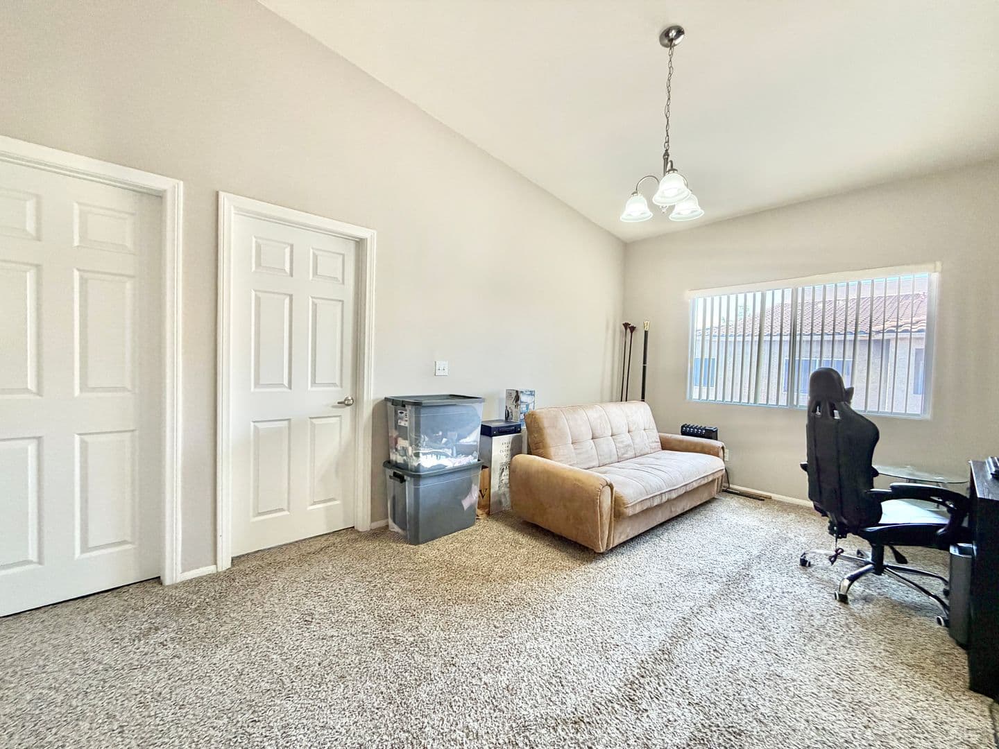 Henderson Townhome: 62 Blue Beak Way