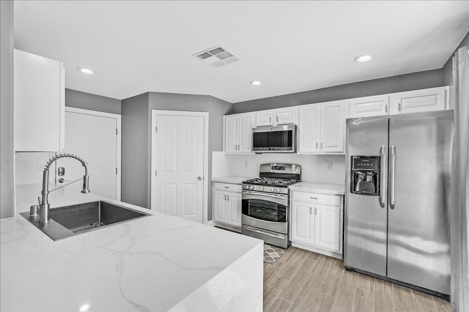 Las Vegas House: 1464 Amitola Ave