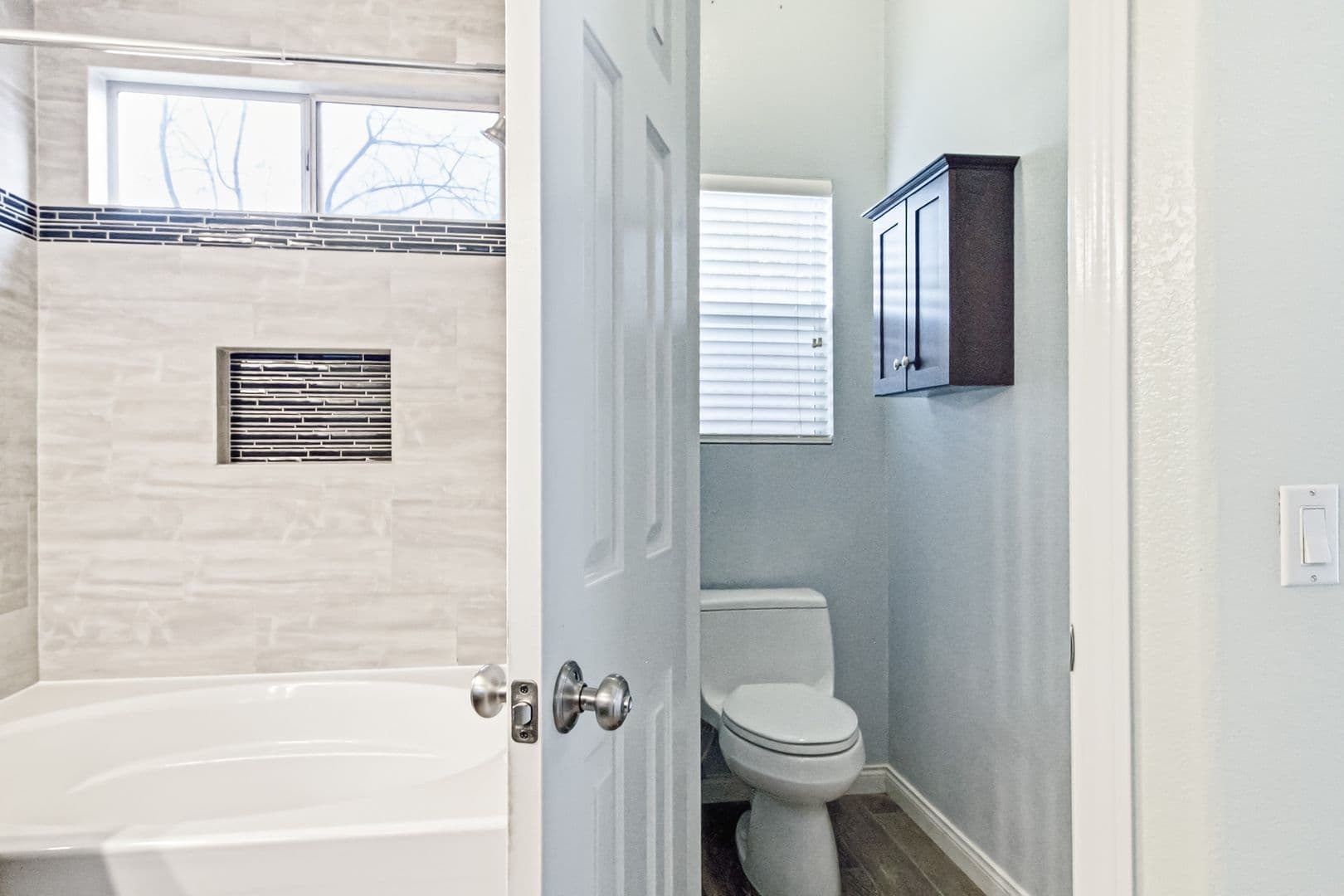 Henderson House: 2407 Worchester Rd