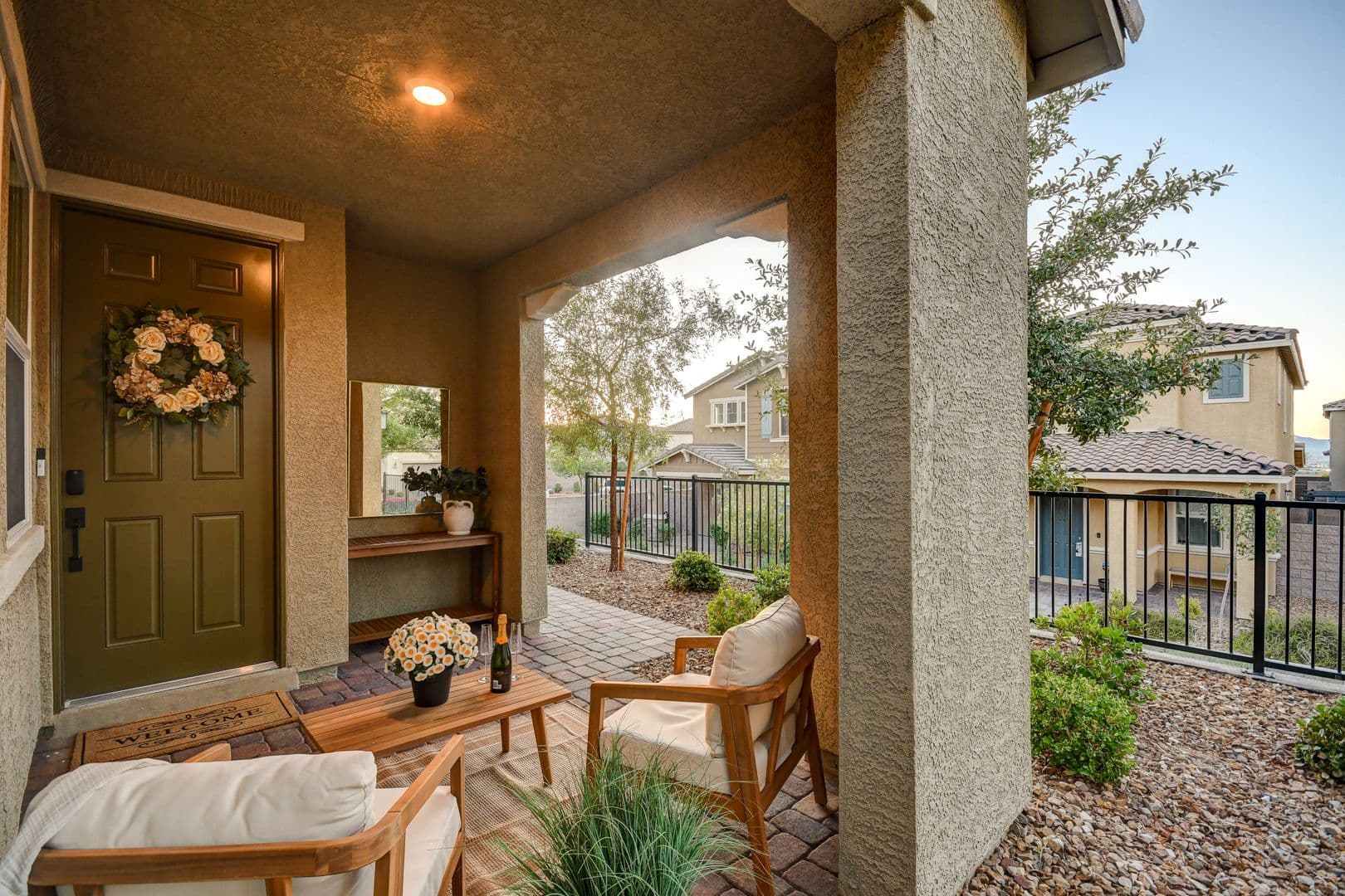 Henderson House: 3568 Anastagio Lane