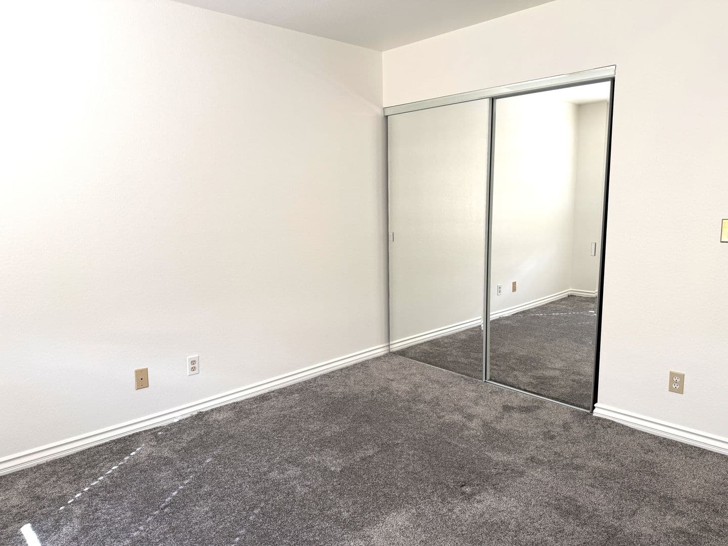 Las Vegas House: 433 Jubilation Drive