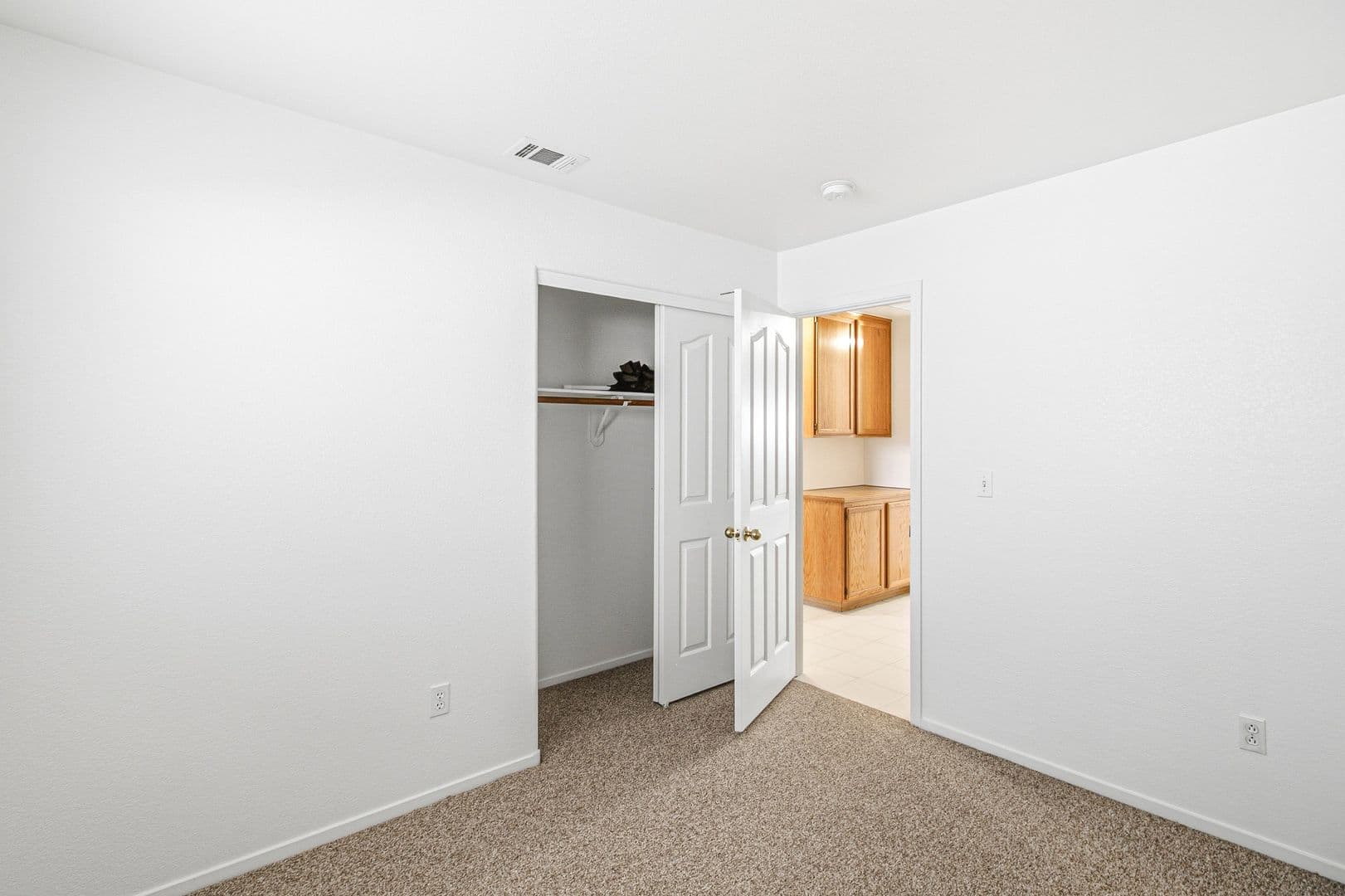 Las Vegas House: 3305 N Ariba St