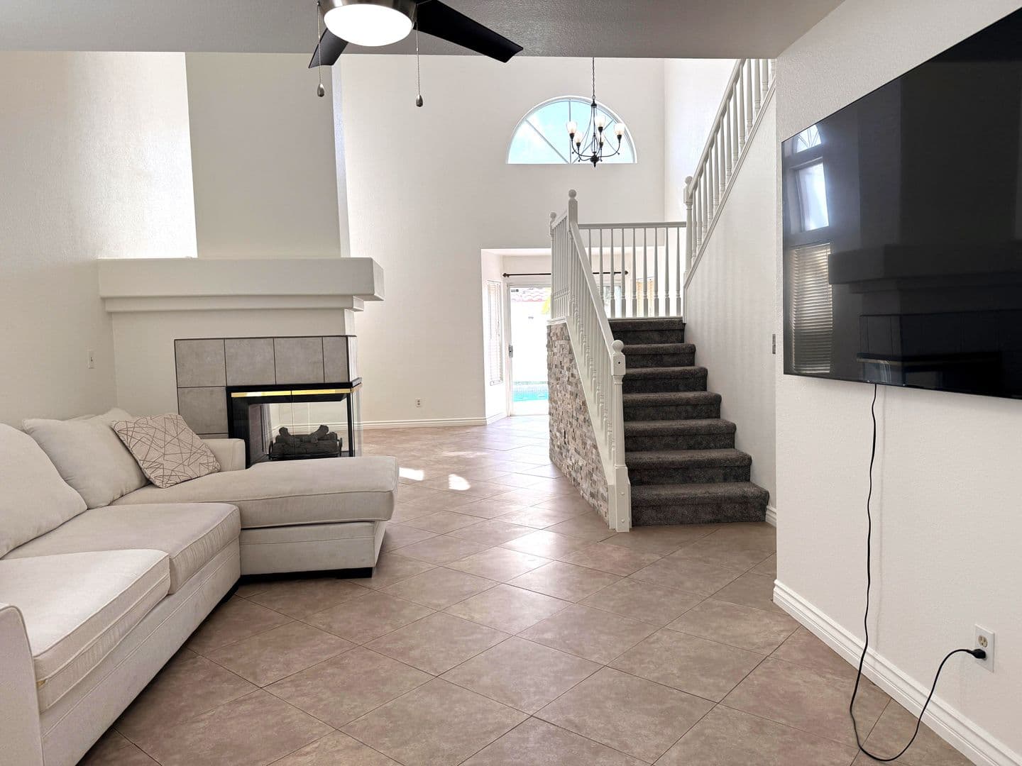 Las Vegas House: 433 Jubilation Drive