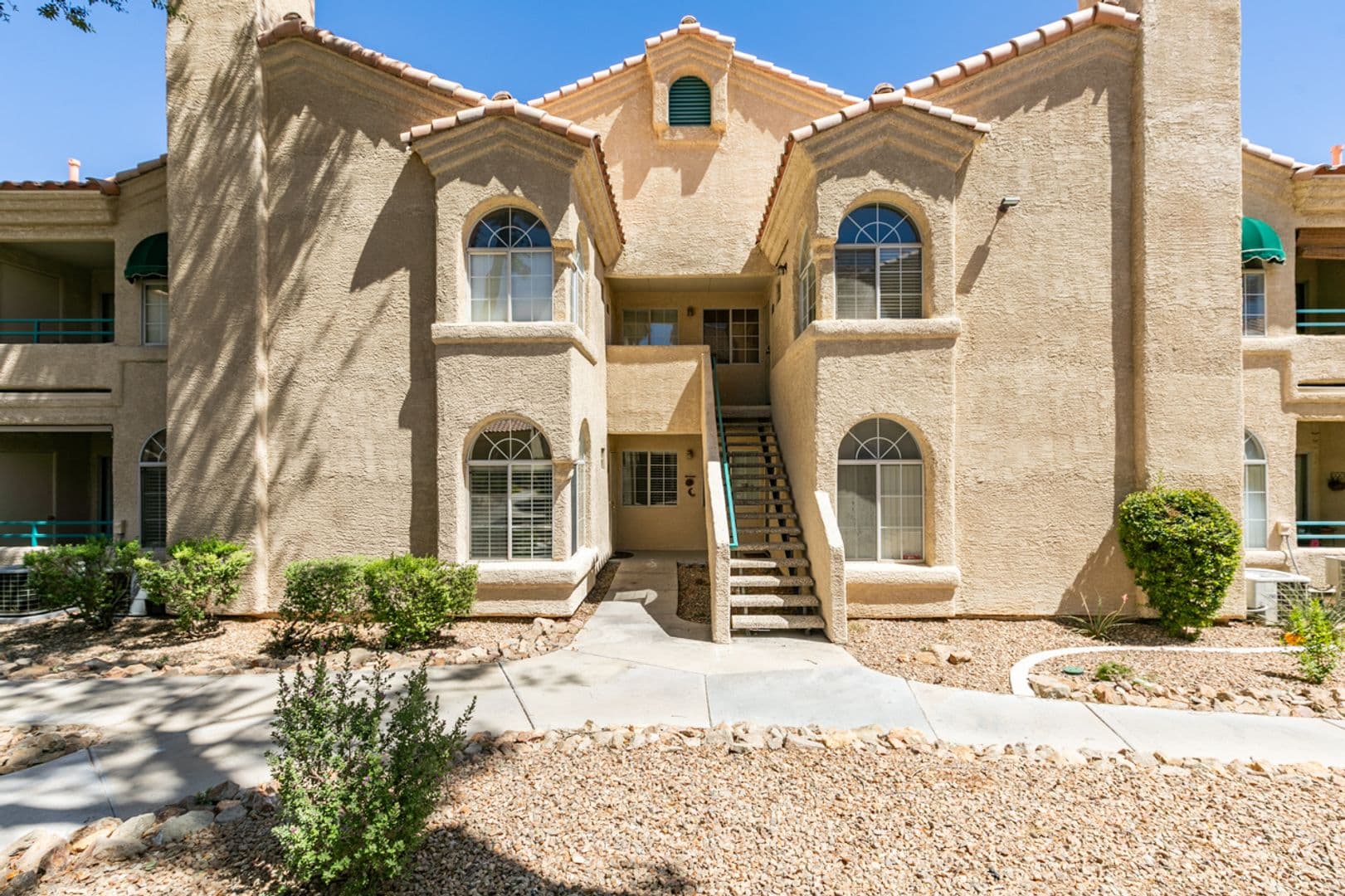 Henderson House: 2251 Wigwam Pkwy #1016