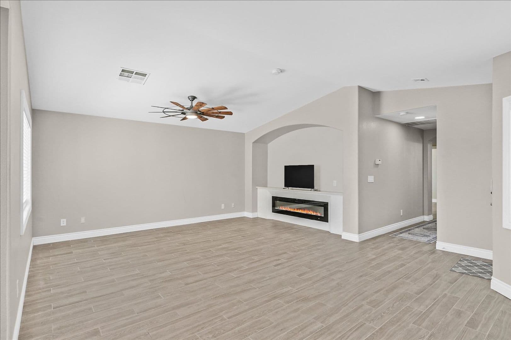 Las Vegas House: 1464 Amitola Ave