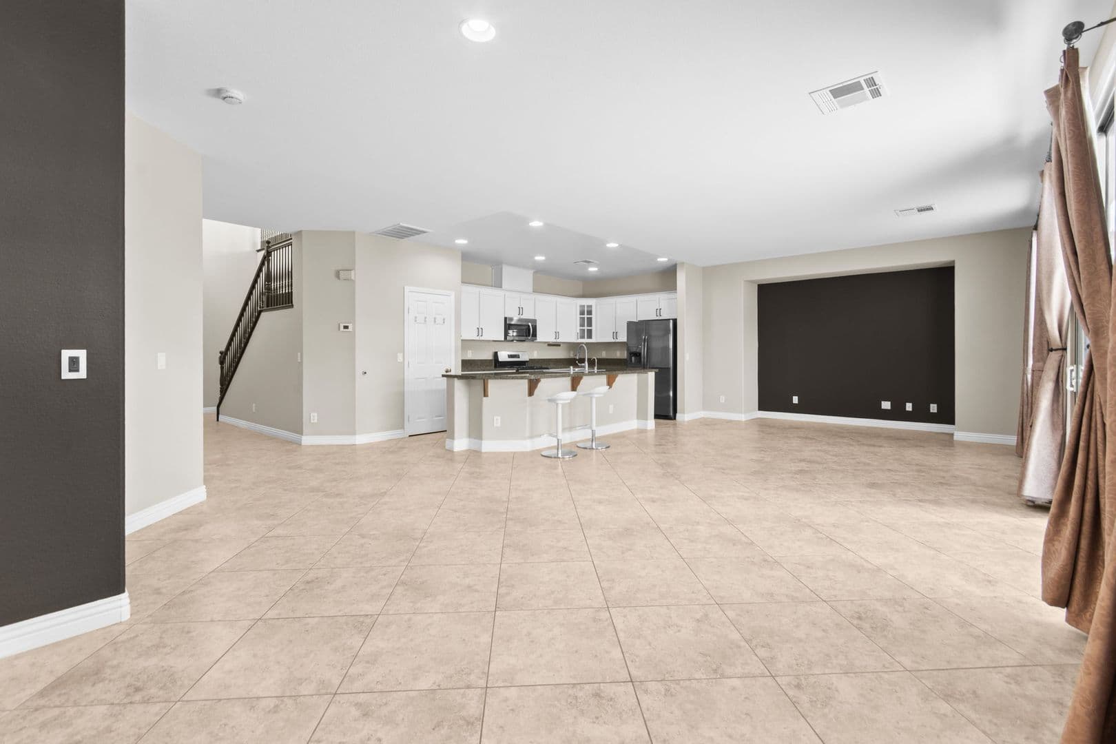 Las Vegas House: 7568 Stray Horse Ave