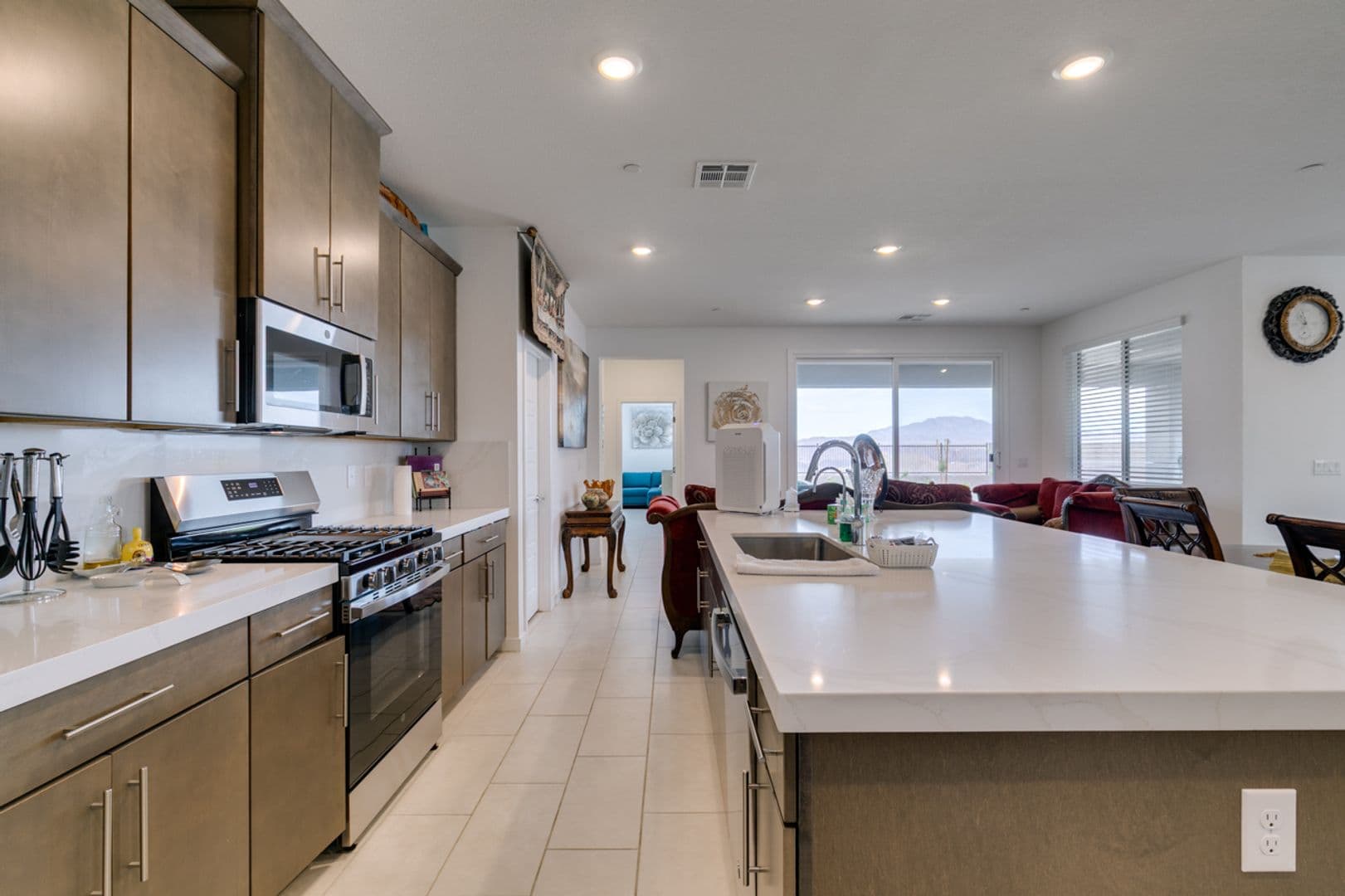 Henderson House: 1508 Luca Mountain Ln