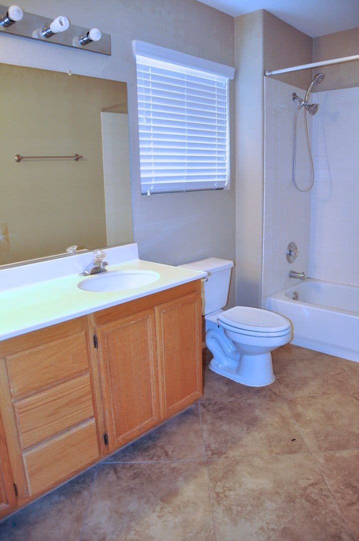 Henderson House: 1275 Dove Tree Court