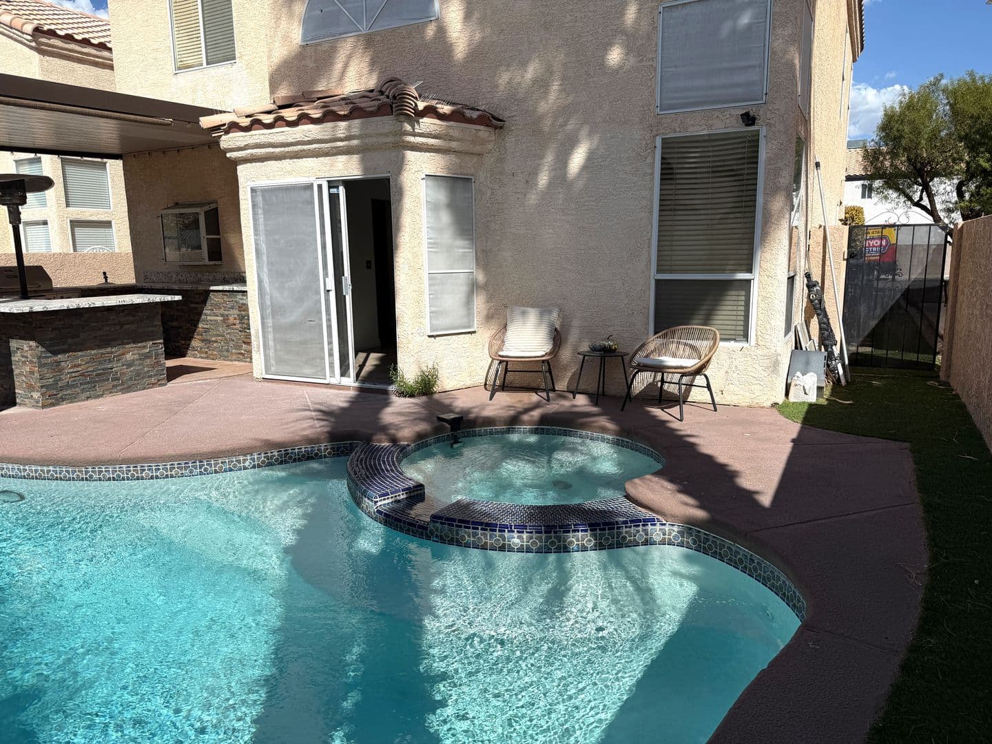 Las Vegas House: 433 Jubilation Drive