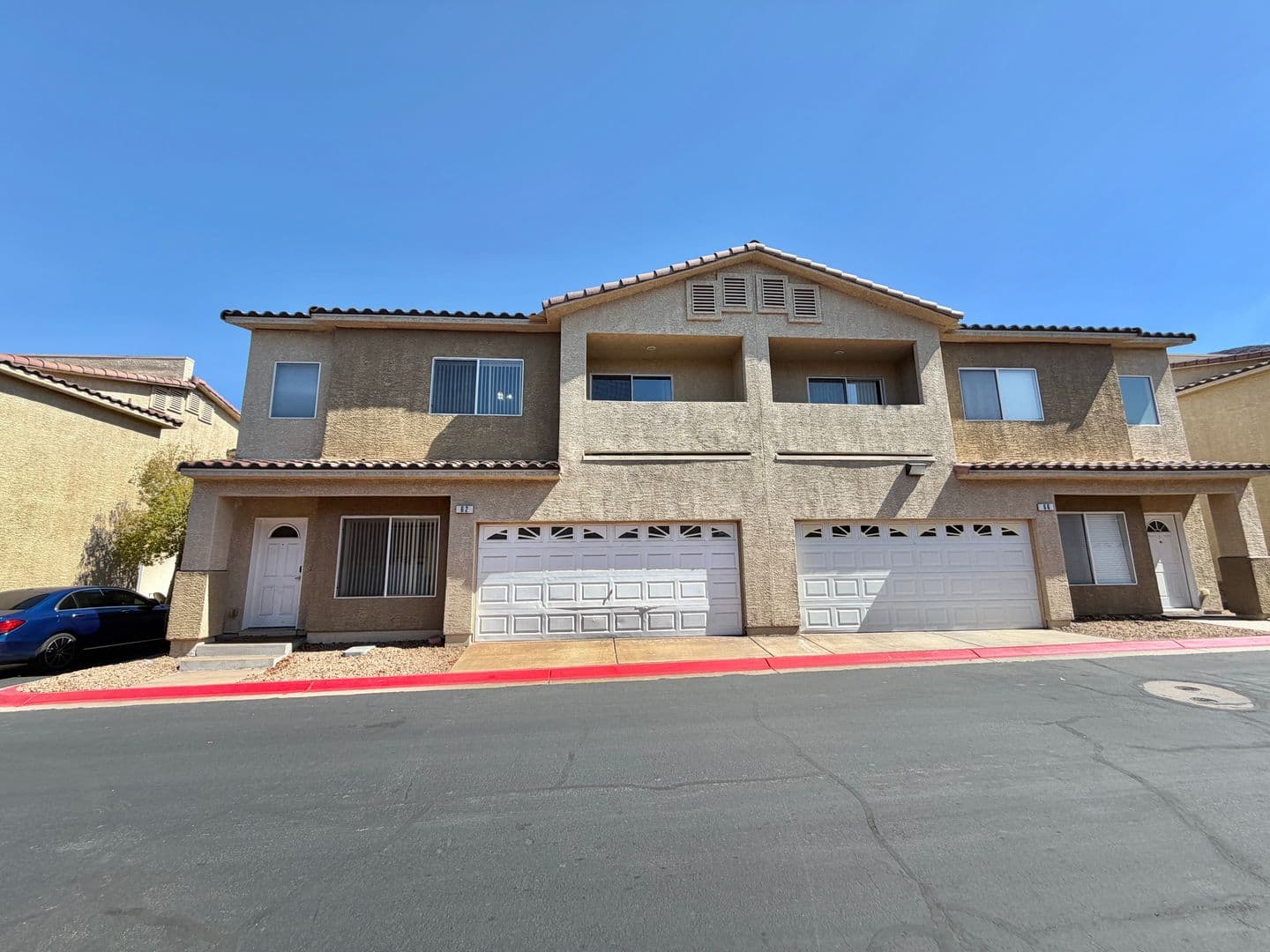 Henderson Townhome: 62 Blue Beak Way