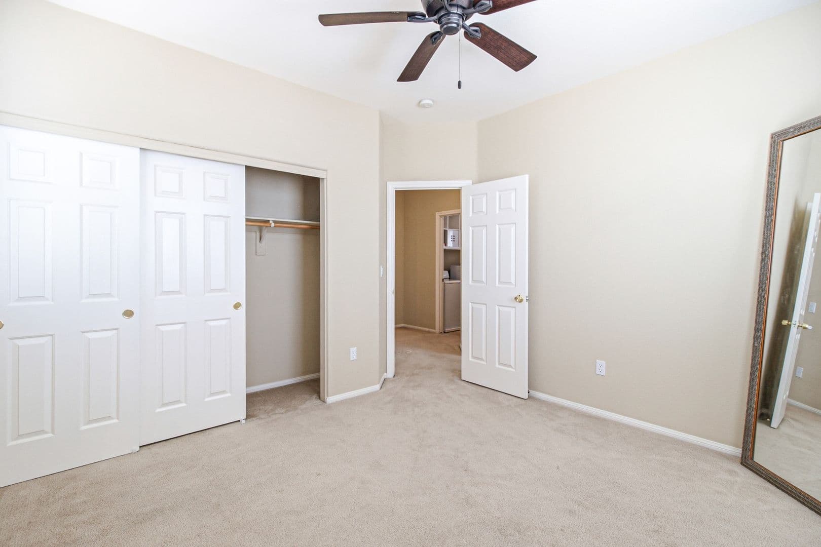 Las Vegas House: 10051 Candy Bouquet St
